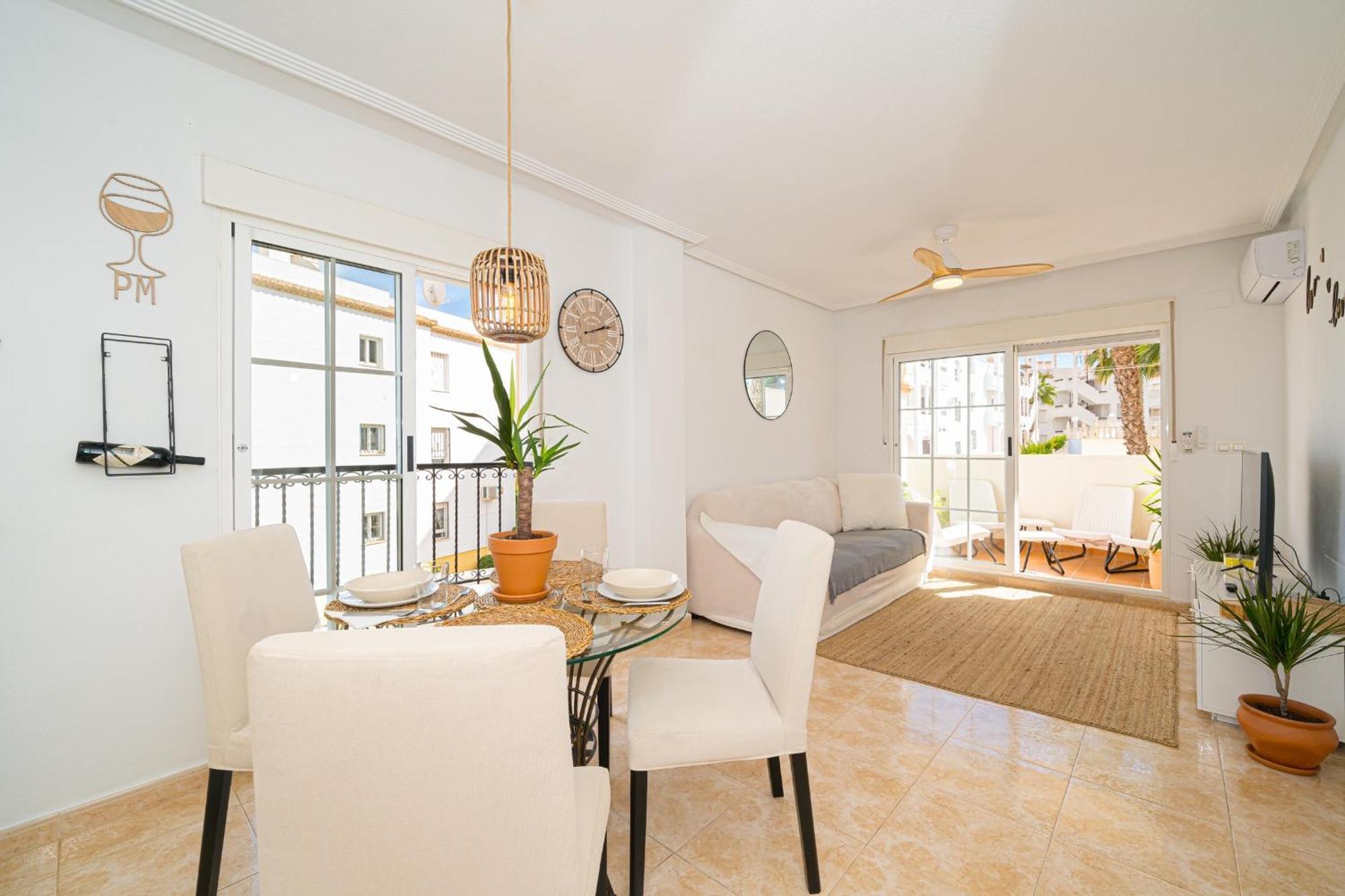 Villamartin Apartment. Excellent Location For Golfers, Cyclists And Hikers Экстерьер фото